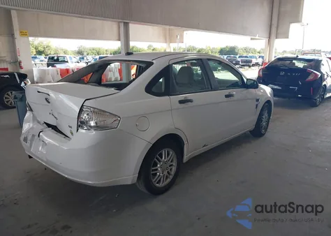 2008 Ford Focus Se/Ses z USA, uszkodzony, nr VIN 1FAHP35N08W161774